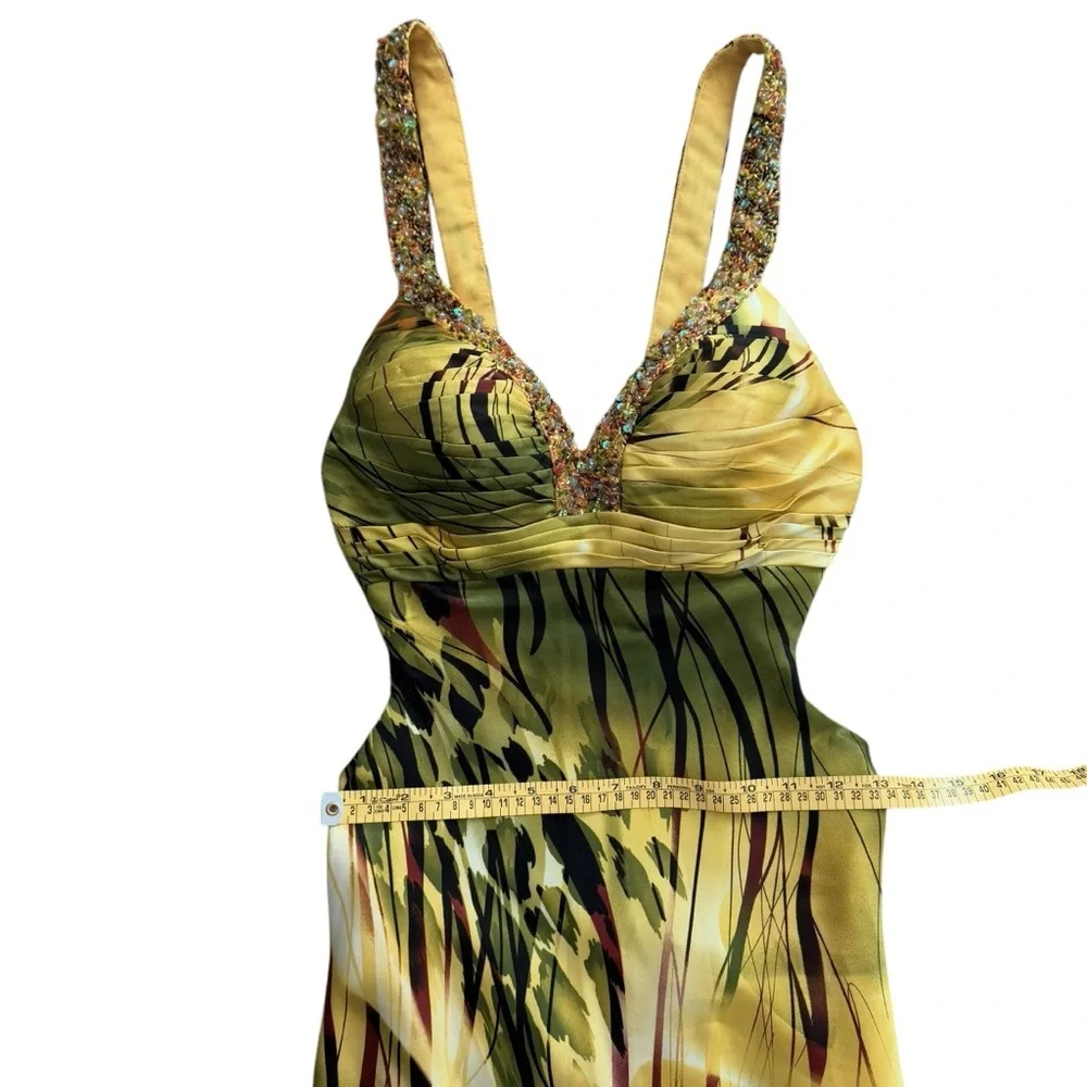 Faviana Couture Tropical Gown Size 2 Cutout Back Beaded Embellished Formal Prom - Picture 7 of 16